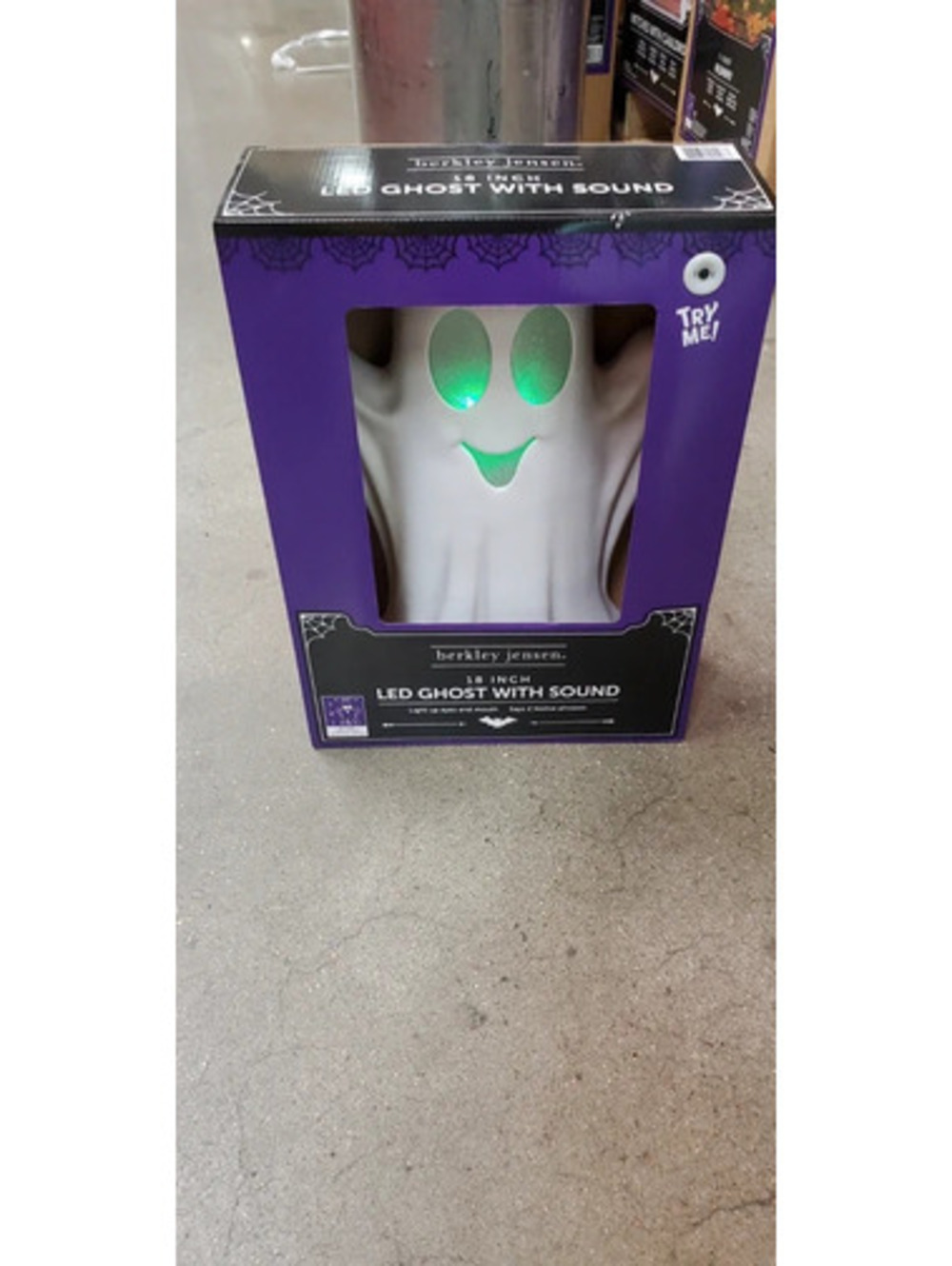Berkley Jensen 18 Inch LED Ghost with Sound Halloween Tabletop Decor New